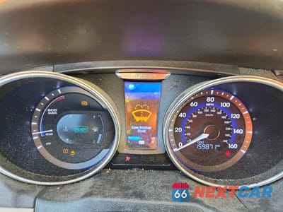 Zdjęcie 9 z 12 samochodu: 2012 HYUNDAI SONATA HYBRID BASE VIN:KMHEC4A46CA054497 - miniatura