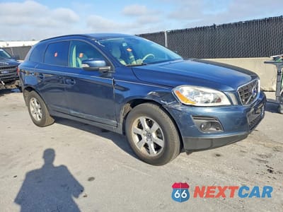 Czwarte zdjęcie samochodu z boku: 2010 VOLVO XC60 3.2 VIN:YV4982DLXA2121816 - miniatura