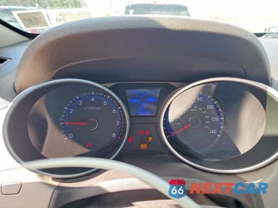 Zdjęcie 9 z 12 samochodu: 2015 HYUNDAI TUCSON SE VIN:KM8JUCAGXFU972112 - miniatura