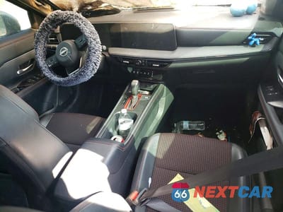 Zdjęcie 8 z 12 samochodu: 2025 NISSAN KICKS SR VIN:3N8AP6DA3SL372433 - miniatura