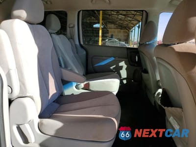 Zdjęcie 11 z 13 samochodu: 2014 KIA SEDONA LX VIN:KNDMG4C79E6549021 - miniatura