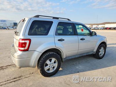 Trzecie zdjęcie samochodu z tyłu: 2009 FORD ESCAPE XLT VIN:1FMCU93G09KA61599 - miniatura
