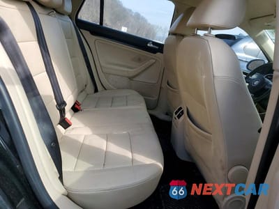 Zdjęcie 10 z 12 samochodu: 2014 VOLKSWAGEN JETTA TDI VIN:3VWPL7AJ3EM600518 - miniatura