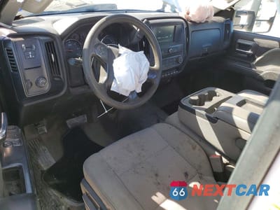 Zdjęcie 8 z 13 samochodu: 2016 CHEVROLET SILVERADO UTILITY / SERVICE TRUCK VIN:1GB0CUEG5GZ236934 - miniatura