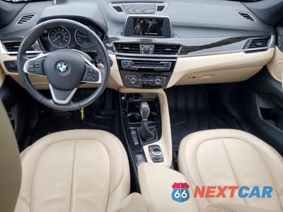 Zdjęcie 8 z 12 samochodu: 2016 BMW X1 XDRIVE28I VIN:WBXHT3Z3XG4A51717 - miniatura