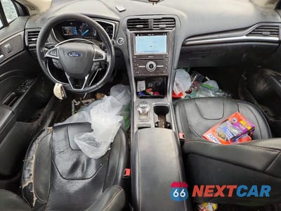 Zdjęcie 8 z 12 samochodu: 2019 FORD FUSION TITANIUM VIN:3FA6P0D93KR242918 - miniatura