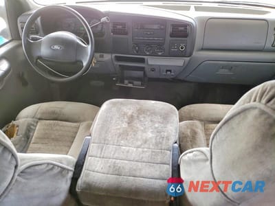Zdjęcie 8 z 12 samochodu: 2005 FORD F250 SUPER DUTY VIN:1FTSX20565EA88641 - miniatura