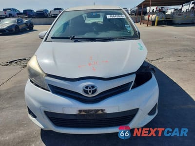 Piąte zdjęcie samochodu w środku: 2014 TOYOTA YARIS 3-DOOR L FLEET VIN:VNKJTUD36EA007518 - miniatura