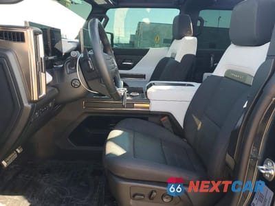 Zdjęcie 7 z 12 samochodu: 2025 GMC HUMMER SUV 2X VIN:1GKT0NDE4SU120397 - miniatura