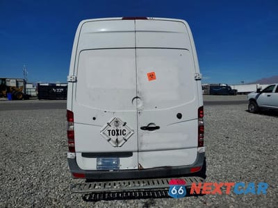 Zdjęcie 6 z 12 samochodu: 2012 MERCEDES BENZ SPRINTER 2500 UTILITY / SERVICE VAN VIN:WD3PE8CB1C5713261 - miniatura