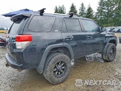 Trzecie zdjęcie samochodu z tyłu: 2013 TOYOTA 4RUNNER SR5 VIN:JTEBU5JRXD5111084 - miniatura
