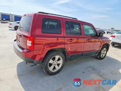 Trzecie zdjęcie samochodu z tyłu: 2015 JEEP PATRIOT SPORT VIN:1C4NJPBB9FD409951 - miniatura