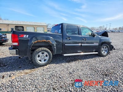 Trzecie zdjęcie samochodu z tyłu: 2011 GMC SIERRA K1500 SLE VIN:3GTP2VE30BG128939 - miniatura