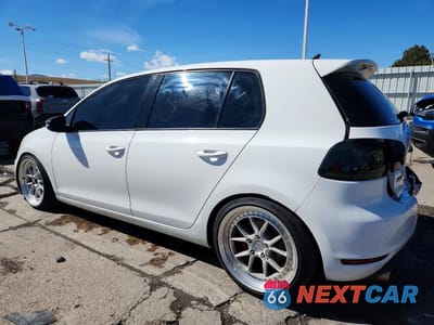 Drugie zdjęcie samochodu z przodu: 2013 VOLKSWAGEN GTI VIN:WVWHD7AJ5DW116918 - miniatura