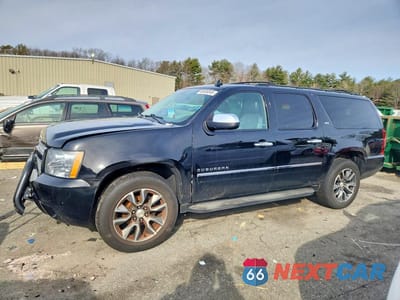 2014 CHEVROLET SUBURBAN K1500 LTZ 1GNSKKE72ER142543 - główne zdjęcie licytacji z USA - miniatura