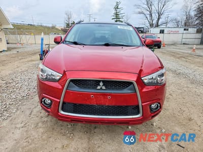 Piąte zdjęcie samochodu w środku: 2011 MITSUBISHI OUTLANDER SPORT SE VIN:JA4AP4AU0BZ018564 - miniatura