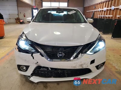 Piąte zdjęcie samochodu w środku: 2016 NISSAN SENTRA SR VIN:3N1AB7AP2GY257215 - miniatura