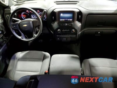 Zdjęcie 8 z 12 samochodu: 2021 CHEVROLET SILVERADO K2500 CUSTOM VIN:1GC4YMEY8MF292113 - miniatura