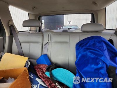 Zdjęcie 10 z 12 samochodu: 2005 SATURN VUE VIN:5GZCZ634X5S822822 - miniatura