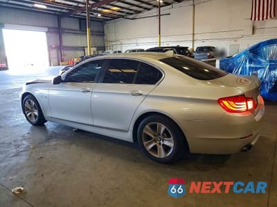 Drugie zdjęcie samochodu z przodu: 2013 BMW 528 I VIN:WBAXG5C51DD233721 - miniatura