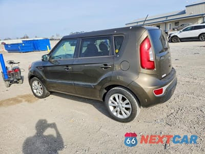 Drugie zdjęcie samochodu z przodu: 2013 KIA SOUL + VIN:KNDJT2A64D7519818 - miniatura