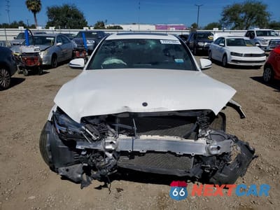 Piąte zdjęcie samochodu w środku: 2021 MERCEDES-BENZ C 300 VIN:W1KWF8DB2MR625493 - miniatura