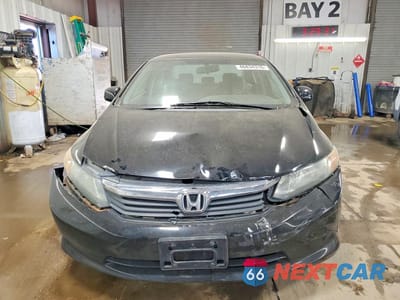 Piąte zdjęcie samochodu w środku: 2012 HONDA CIVIC LX VIN:19XFB2F53CE014943 - miniatura