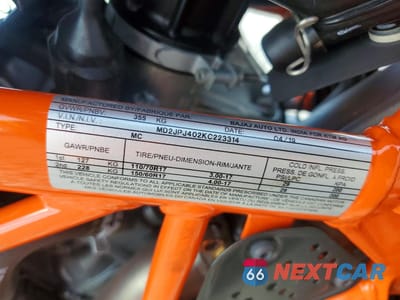Zdjęcie 9 z 10 samochodu: 2019 KTM 390 DUKE VIN:MD2JPJ402KC223314 - miniatura
