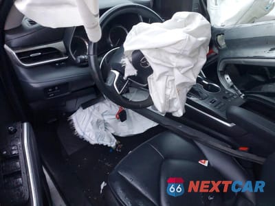 Zdjęcie 8 z 13 samochodu: 2023 TOYOTA HIGHLANDER XLE VIN:5TDKDRBH8PS036269 - miniatura
