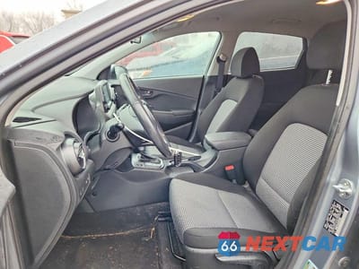Zdjęcie 7 z 12 samochodu: 2020 HYUNDAI KONA SEL VIN:KM8K2CAA5LU572685 - miniatura