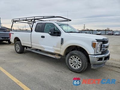 Czwarte zdjęcie samochodu z boku: 2019 FORD F250 SUPER DUTY VIN:1FT7X2B60KED12879 - miniatura