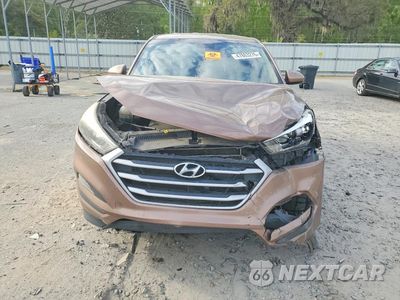 Piąte zdjęcie samochodu w środku: 2017 HYUNDAI TUCSON SE VIN:KM8J23A43HU341331 - miniatura
