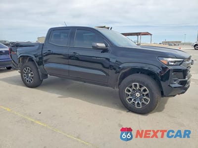 Czwarte zdjęcie samochodu z boku: 2025 CHEVROLET COLORADO Z71 VIN:1GCPTDEK6S1178953 - miniatura