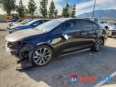 2021 TOYOTA COROLLA XSE 5YFT4MCE0MP059786 - główne zdjęcie licytacji z USA - miniatura