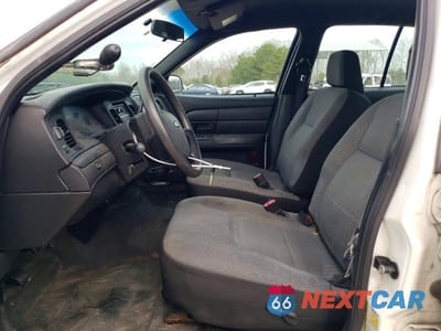 Zdjęcie 7 z 11 samochodu: 2009 FORD CROWN VICTORIA POLICE INTERCEPTOR VIN:2FAHP71V89X126113 - miniatura