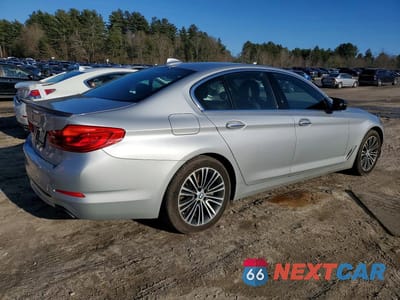 Trzecie zdjęcie samochodu z tyłu: 2018 BMW 540 XI VIN:WBAJE7C53JWC57688 - miniatura