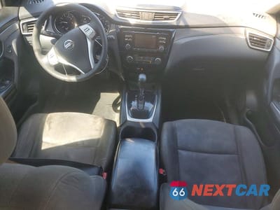Zdjęcie 8 z 13 samochodu: 2016 NISSAN ROGUE S VIN:KNMAT2MT9GP659403 - miniatura