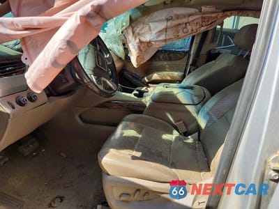 Zdjęcie 7 z 13 samochodu: 2018 GMC YUKON SLT VIN:1GKS2BKCXJR302466 - miniatura