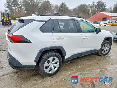 Trzecie zdjęcie samochodu z tyłu: 2021 TOYOTA RAV4 LE VIN:2T3F1RFV6MC253650 - miniatura