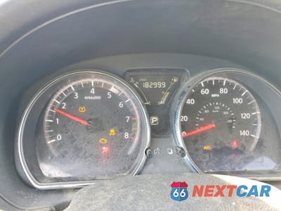 Zdjęcie 9 z 12 samochodu: 2019 NISSAN VERSA SV VIN:3N1CN7AP8KL845982 - miniatura