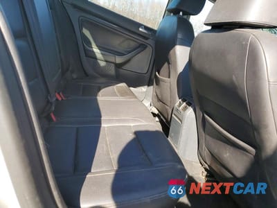 Zdjęcie 10 z 12 samochodu: 2009 VOLKSWAGEN JETTA VIN:3VWAL7AJ7AM028918 - miniatura