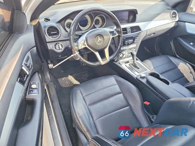 Zdjęcie 9 z 13 samochodu: 2012 MERCEDES-BENZ C 250 VIN:WDDGJ4HB7CF769529 - miniatura