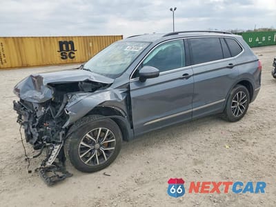 2018 VOLKSWAGEN TIGUAN SE, 4MOTION SEL 3VV2B7AX5JM199926 - główne zdjęcie licytacji z USA - miniatura