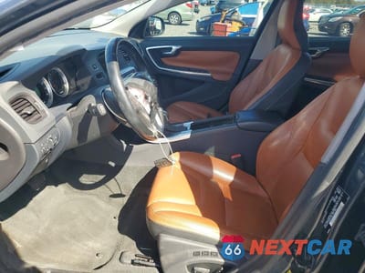 Zdjęcie 7 z 12 samochodu: 2013 VOLVO S60 T5 VIN:YV1612FS9D2178876 - miniatura