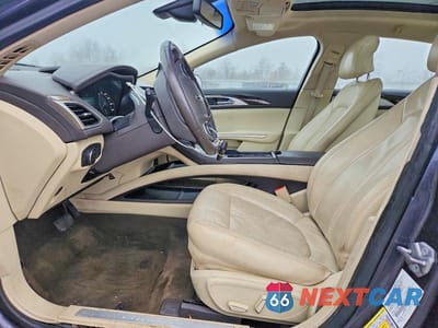 Zdjęcie 7 z 12 samochodu: 2013 LINCOLN MKZ VIN:3LN6L2JK4DR803019 - miniatura
