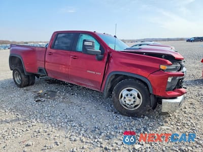 Czwarte zdjęcie samochodu z boku: 2024 CHEVROLET SILVERADO K3500 LT VIN:1GC4YTEYXRF272740 - miniatura