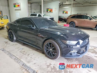 Czwarte zdjęcie samochodu z boku: 2015 FORD MUSTANG VIN:1FA6P8THXF5346161 - miniatura