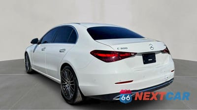 Trzecie zdjęcie samochodu z tyłu: 2022 MERCEDES-BENZ C 300 4MATIC VIN:W1KAF4HB8NR015287 - miniatura