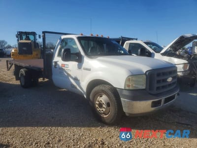 2006 FORD F350 SUPER DUTY FLATBED TRUCK 1FDWF36P76EC38028 - główne zdjęcie licytacji z USA - miniatura