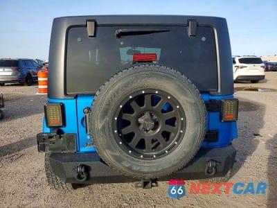 Zdjęcie 6 z 12 samochodu: 2016 JEEP WRANGLER SAHARA VIN:1C4AJWBG5GL140973 - miniatura